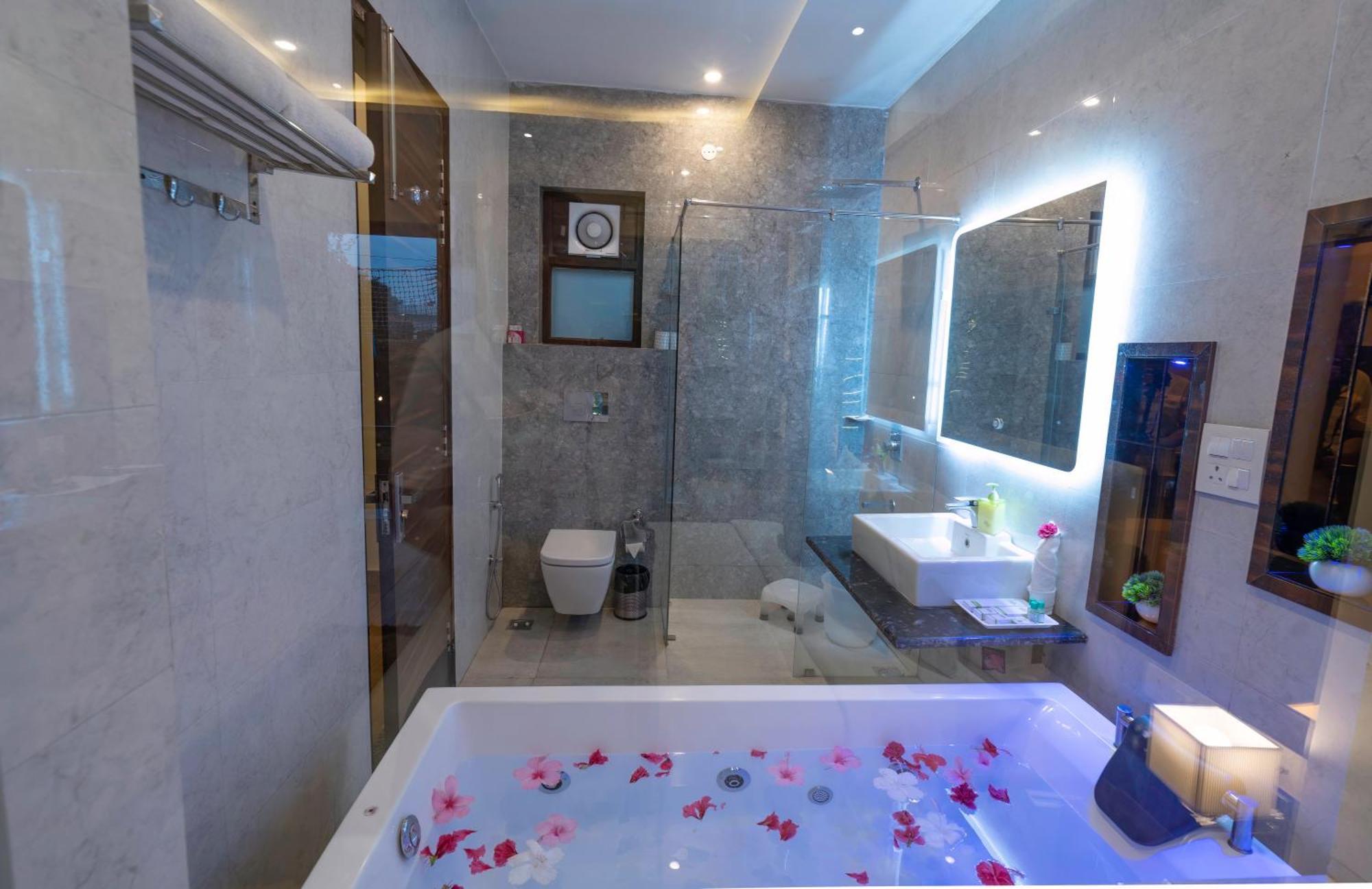 Winsome Resort & Spa Corbett Ramnagar  Εξωτερικό φωτογραφία