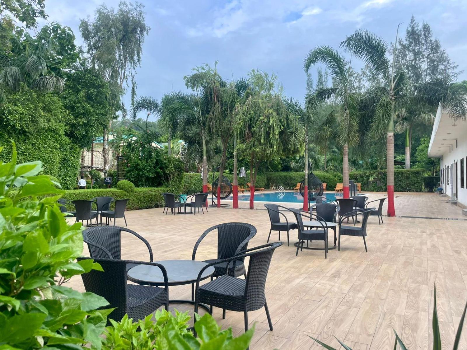 Winsome Resort & Spa Corbett Ramnagar  Εξωτερικό φωτογραφία