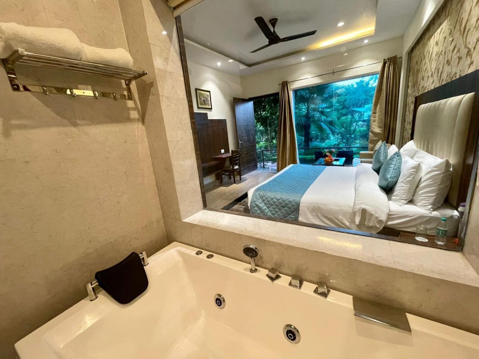 Winsome Resort & Spa Corbett Ramnagar  Εξωτερικό φωτογραφία