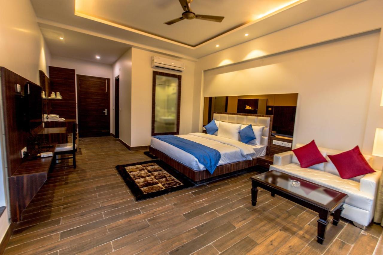 Winsome Resort & Spa Corbett Ramnagar  Εξωτερικό φωτογραφία